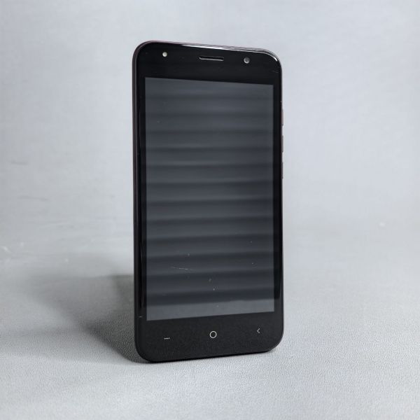 Смартфон BQ 5031G Fun 2/16 ГБ, Cherry red