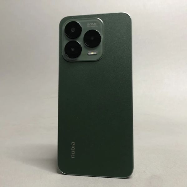 Смартфон Nubia V70 Design 8/128 ГБ Global, Dual nano SIM, Jade Green