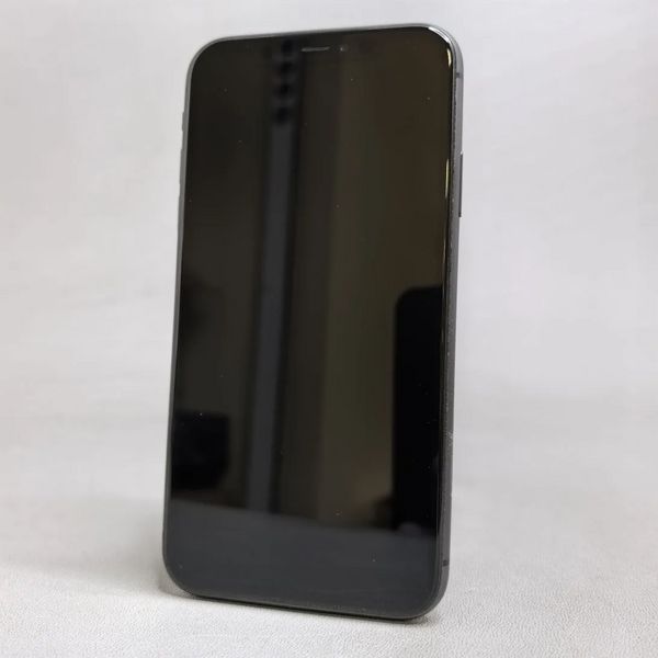 Смартфон Apple iPhone 11 64 ГБ, Dual: nano SIM + eSIM, черный