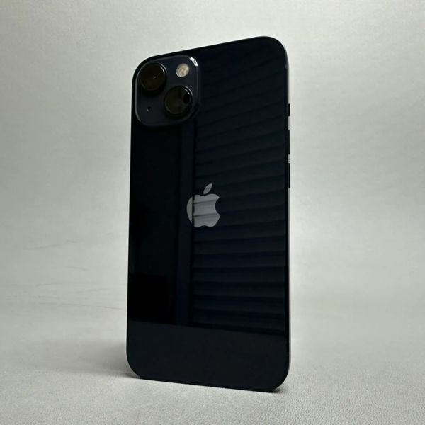 Смартфон Apple iPhone 13 128 ГБ, Dual: nano SIM + eSIM, тёмная ночь