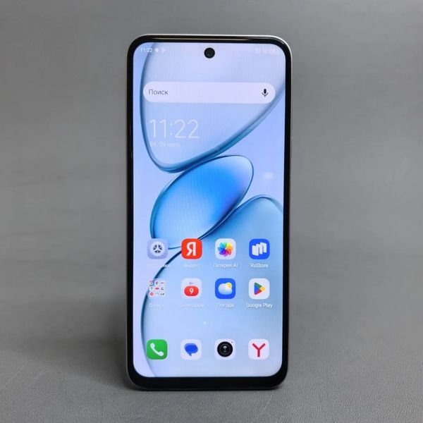 Смартфон Tecno SPARK Go 1 4/128GB Glittery White