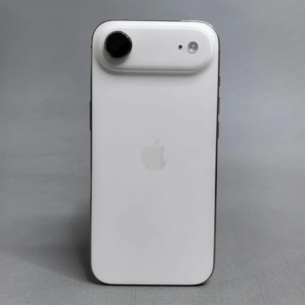 Смартфон Apple iPhone Air 256 Gb Light Gold (Only eSIM)