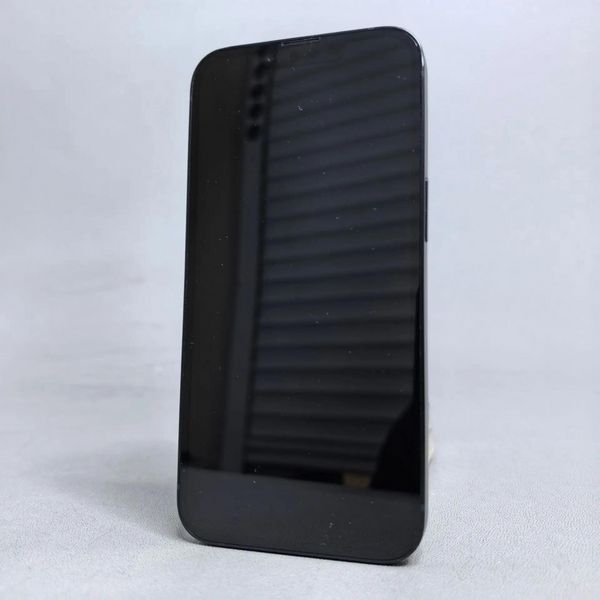 Смартфон Apple iPhone 14 256 ГБ, Dual: nano SIM+eSIM, Black