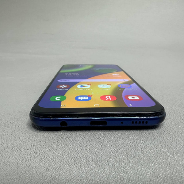 Смартфон Samsung Galaxy M21 4/64 ГБ Dual nano SIM синий