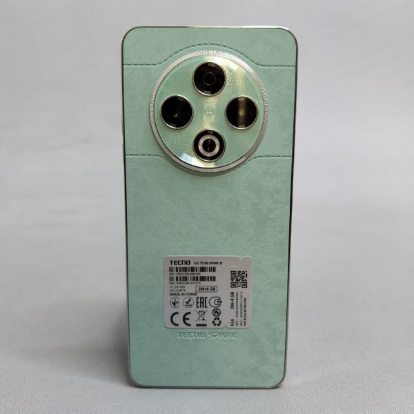 Смартфон TECNO Spark 30 8/256 ГБ Global для РФ, Dual nano SIM, Magic Skin Green