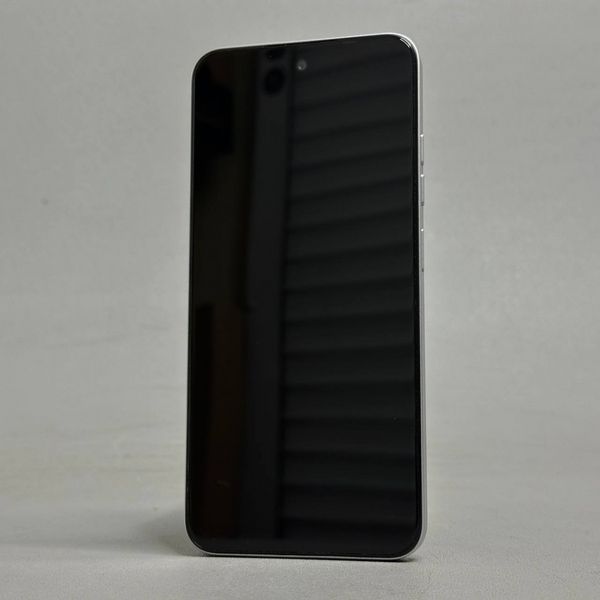 Смартфон Tecno SPARK Go 1 3/64GB, Dual nano SIM, Glittery White