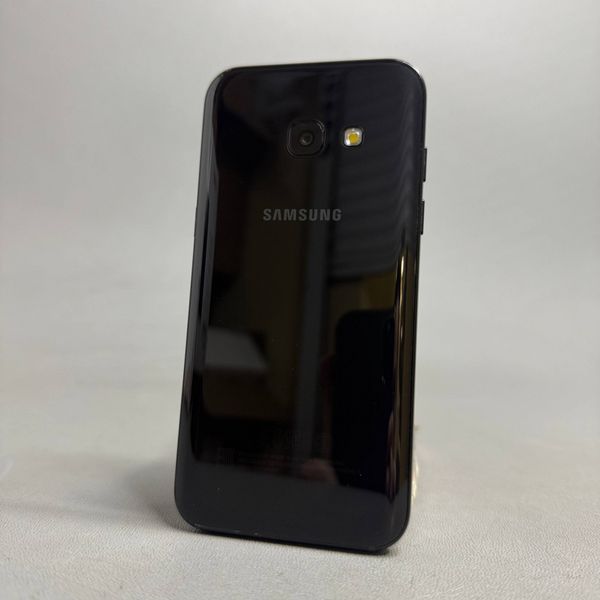 Смартфон Samsung Galaxy A3 (2017) 2/16Gb, SM-A320F, черный