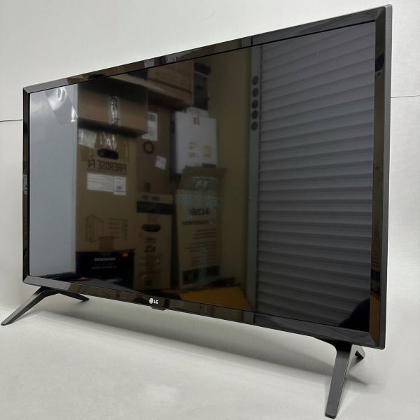 32'' FHD WebOS Телевизор LG 32LJ610V IPS, черный