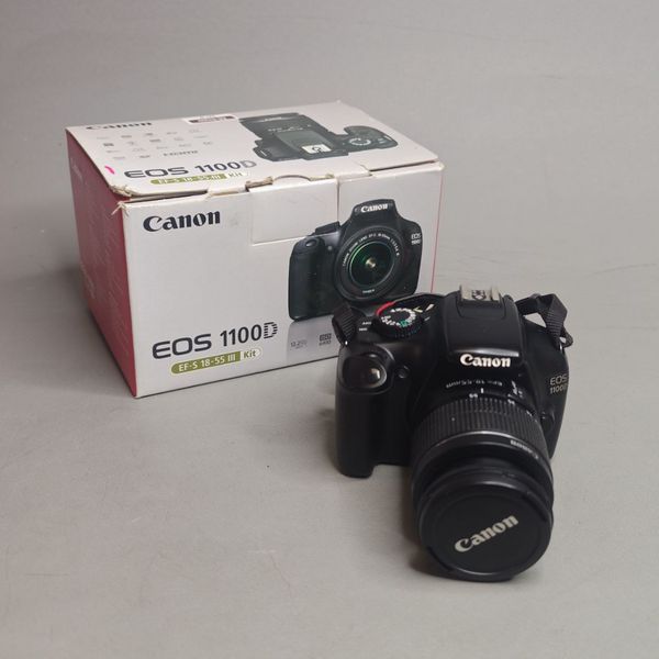 Фотоаппарат Canon EOS 1100D Kit EF-S 18-55 mm f/3.5-5.6 III
