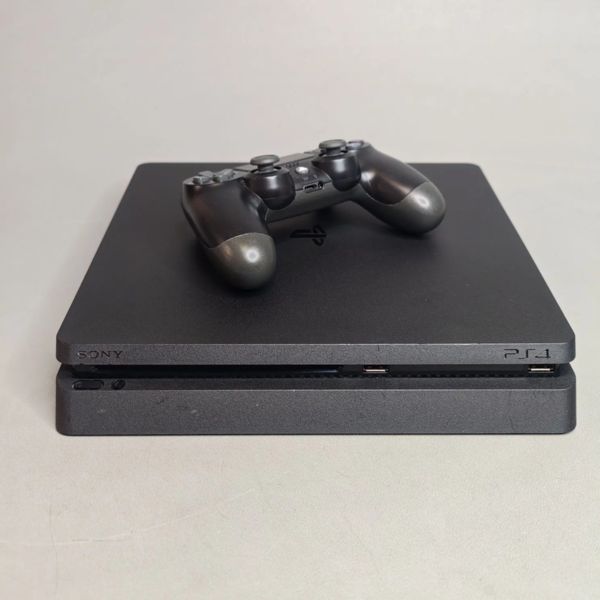 Игровая приставка Sony PlayStation 4 Slim 1000 ГБ HDD, без игр, черная