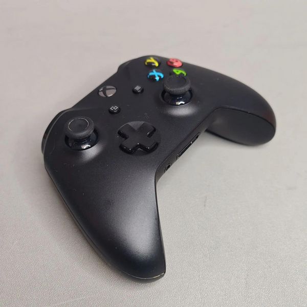 Геймпад Microsoft Xbox One Controller + Wireless Adapter for Windows