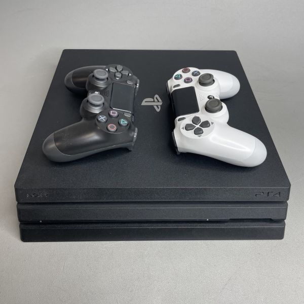 Игровая приставка Sony PlayStation 4 Pro 1Tb + 2 геймпада