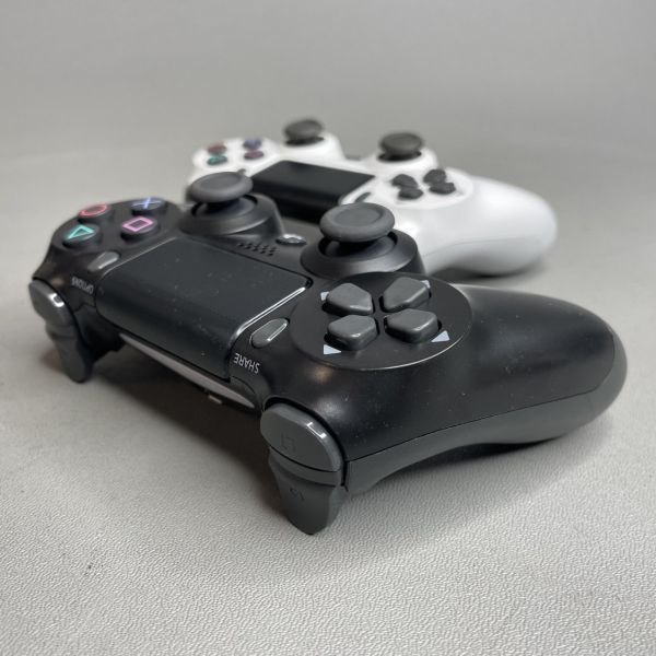 Игровая приставка Sony PlayStation 4 Pro 1Tb + 2 геймпада