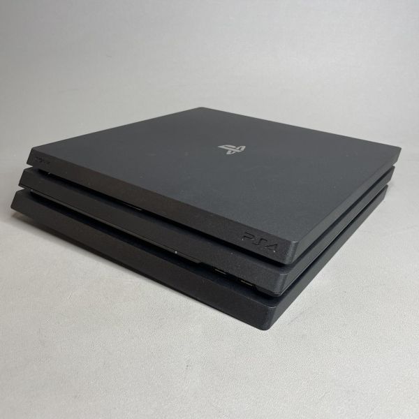Игровая приставка Sony PlayStation 4 Pro 1Tb + 2 геймпада
