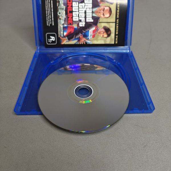 Игра GTA V Premium Edition (GTA 5) для PlayStation 4 (русские субтитры можно выбрать в настройках), диск