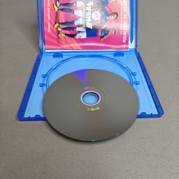 Игра FIFA 19 (PS4/PS5, Русский язык), диск