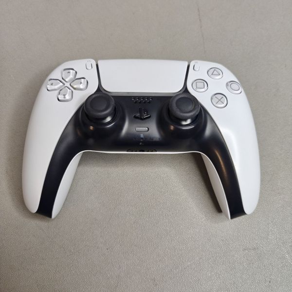 Геймпад беспроводной Sony PlayStation DualSense CFI-ZCT1J белый