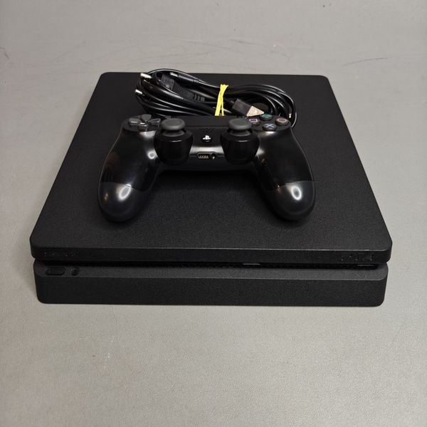 Игровая приставка Sony PlayStation 4 Slim 1000 ГБ HDD, без игр, черная