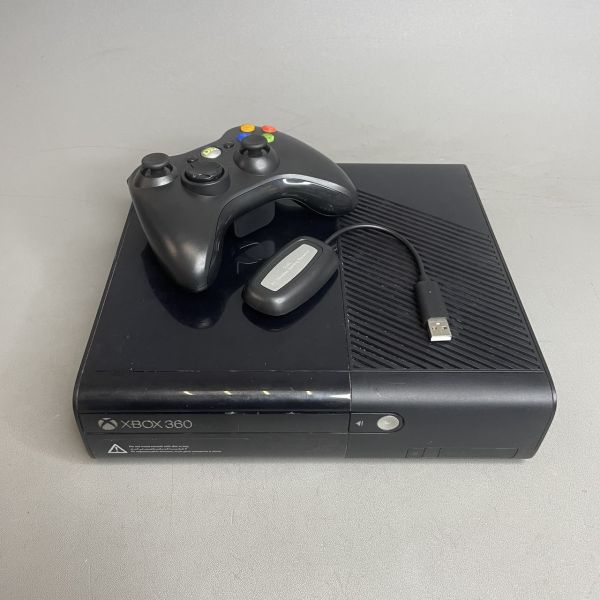 Игровая консоль Microsoft Xbox 360E 500 ГБ, черная
