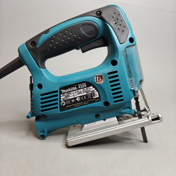 Электролобзик Makita 4329 450Вт, глубина пропила 65мм, 500-3100 ход/мин