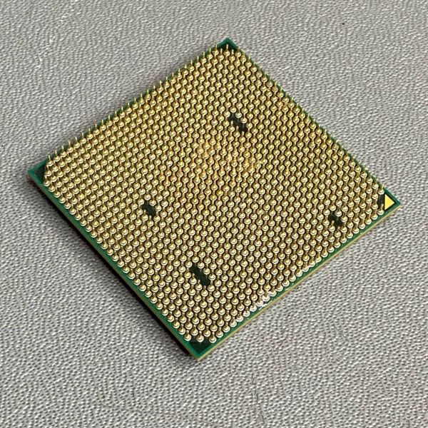 Процессор AMD Phenom II X6 Thuban 1035T AM3, 6 x 2600 МГц, OEM