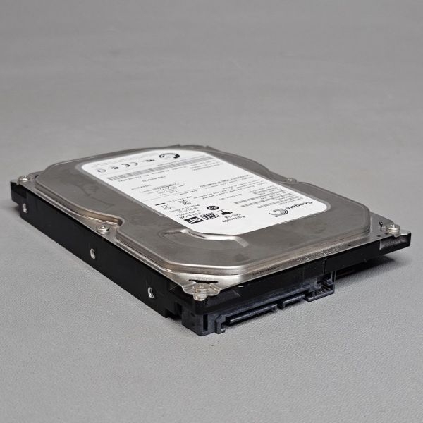 Жесткий диск Seagate Barracuda 500 ГБ ST500DM002