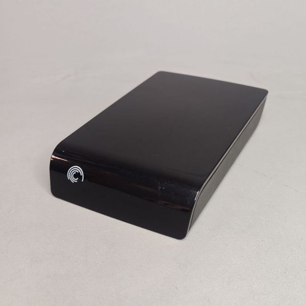 Внешний жесткий диск 3,5 USB 2.0 Seagate Expansion External Drive 9SF2A8-500 2 TB, черный
