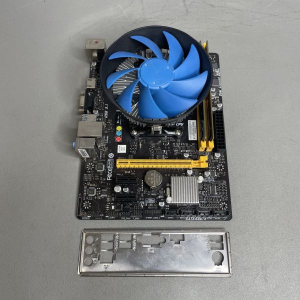 Комплект: мат. плата AM4 + Ryzen 3 1200 + 16Gb + кулер