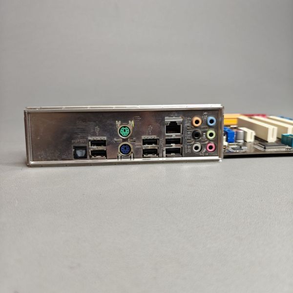 Материнская плата ASUS P5Q SE PLUS