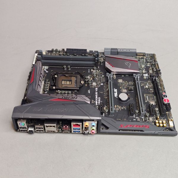 Материнская плата ASUS ROG MAXIMUS VIII HERO