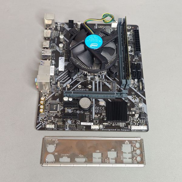 Комплект мат. плата Gigabyte H310M A (s-1151v2) + i3 -8100 + 8Gb + кулер