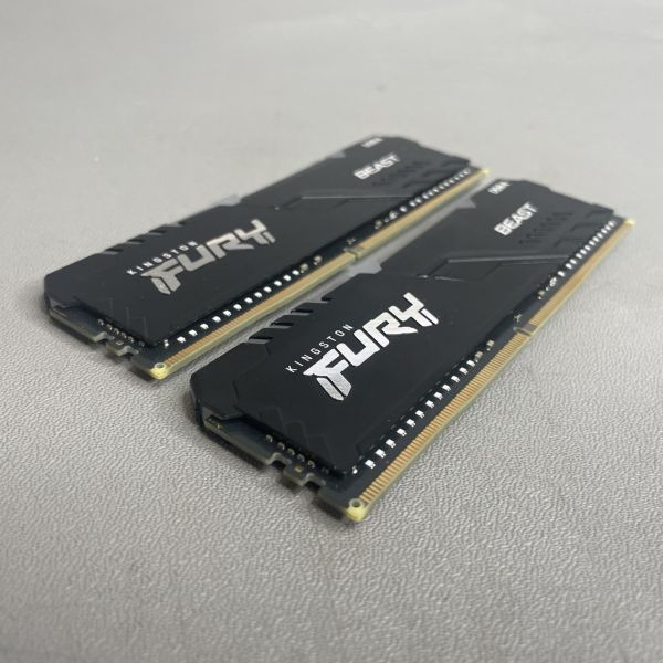 Оперативная память KINGSTON FURY Beast RGB DIMM DDR4 32GB (2x16GB) 2666 MHz (KF426C16BB2AK2/32)
