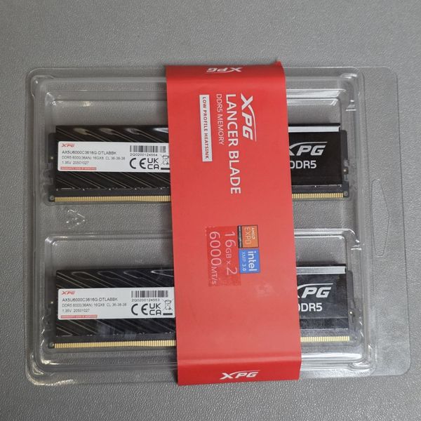 Оперативная память ADATA XPG Lancer Blade [AX5U6000C3616G-DTLABBK] 32 ГБ