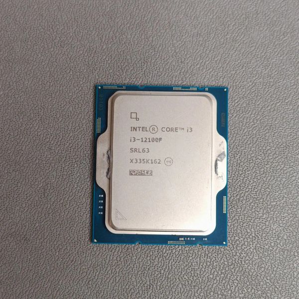 Процессор Intel Core i3-12100F