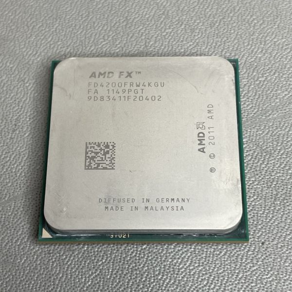Процессор AMD FX-4200 Zambezi AM3+, 4 x 3300 МГц, OEM