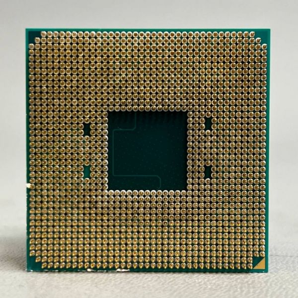 Процессор AMD Ryzen 3 PRO 3200G OEM