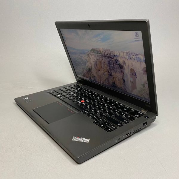 12.5'' Ноутбук Lenovo ThinkPad X240 черный
