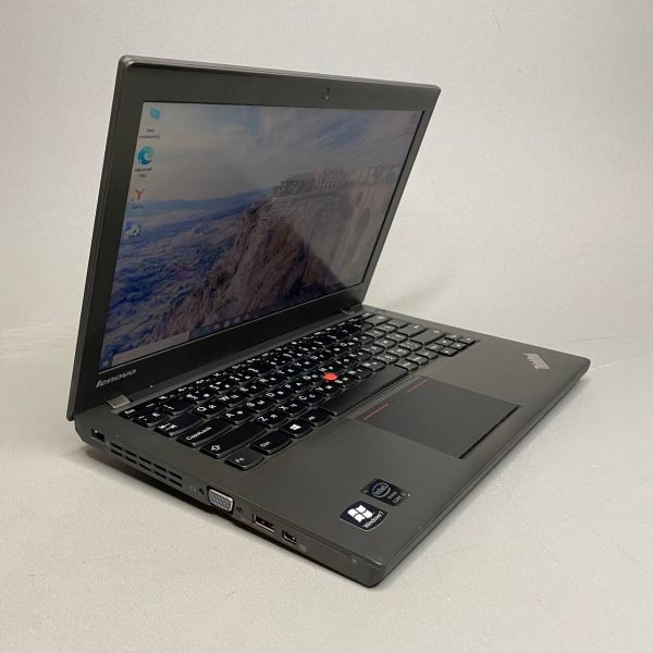 12.5'' Ноутбук Lenovo ThinkPad X240 черный