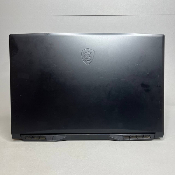 17.3'' 144 Гц Ноутбук MSI Katana GF76 11UD-695XRU черный