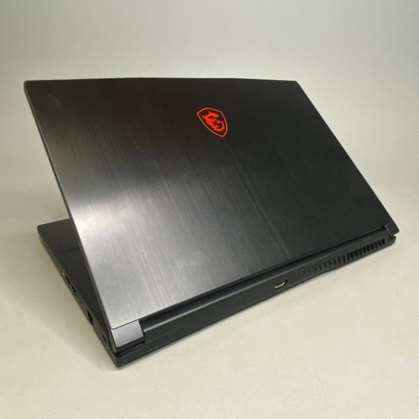 15.6'' Игровой ноутбук MSI GF63 Thin 10UD-419XRU  черный