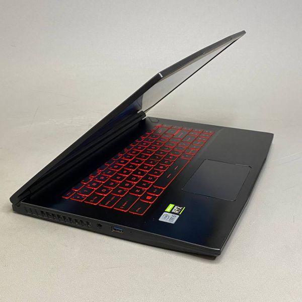 15.6'' Игровой ноутбук MSI GF63 Thin 10UD-419XRU  черный