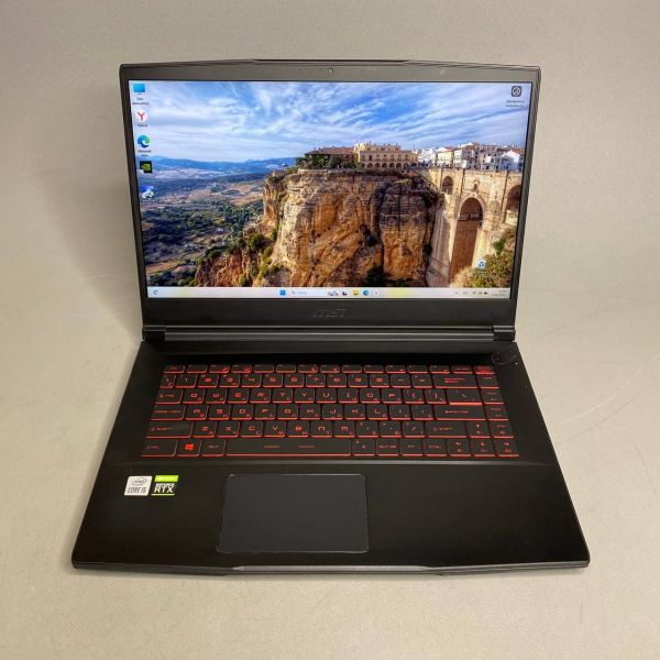 15.6'' Игровой ноутбук MSI GF63 Thin 10UD-419XRU  черный