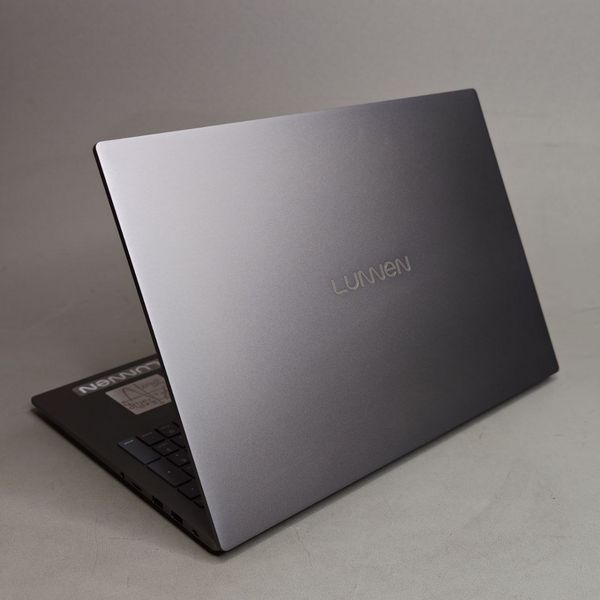 16''  Ноутбук Lunnen Ground 16 (LL6fawg07), серебристый