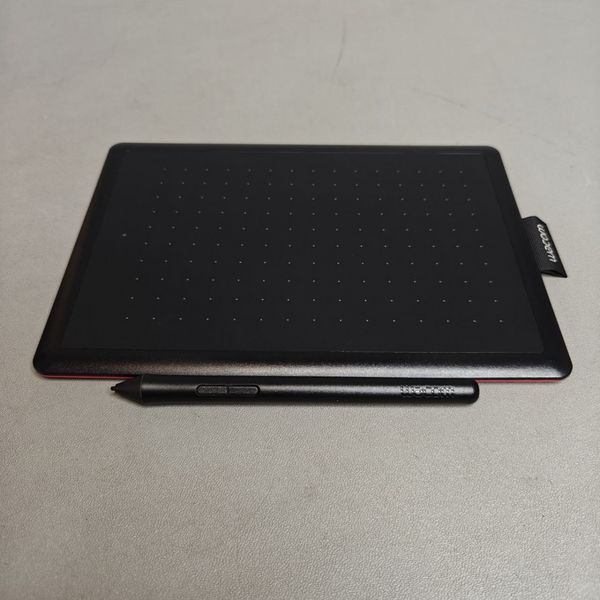 Планшет графический Wacom One CTL-472 