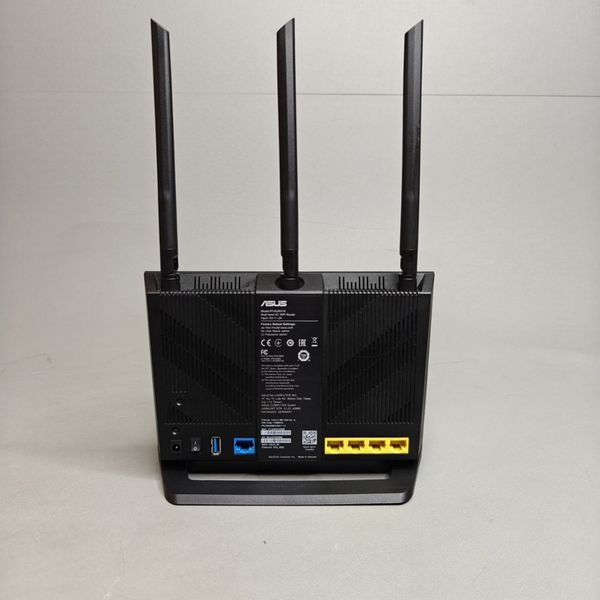 Wi-Fi роутер ASUS RT-ACRH18