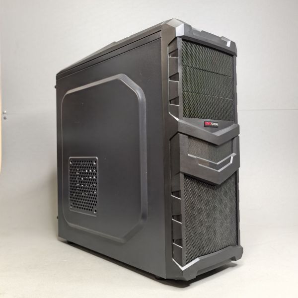 Игровой ПК / i7-7700k / 16Gb / SSD 480Gb + HDD 1Tb / 8Gb RX6600