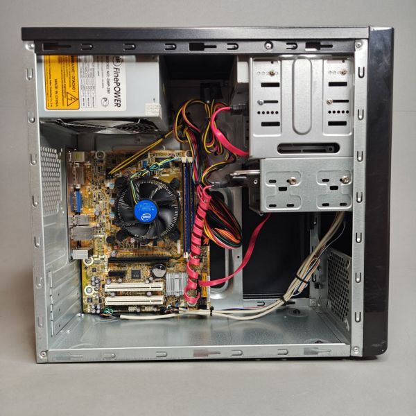 ПК CORE I3-3210 / 8GB / SSD 120Gb + HDD 250Gb / INTEL HD / ATX-300W