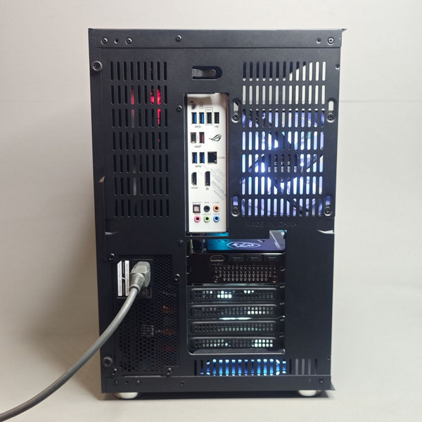 ПК AMD Ryzen 9 5900X / 32Gb DDR4 / 1Tb SSD m.2 / 8Gb RTX 5060 Ti / ATX-750W