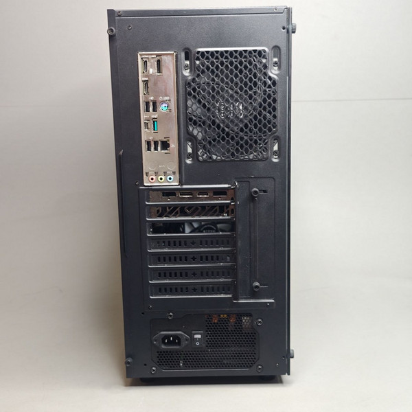 Игровой ПК Intel Core i5-11400f / 16Gb / 500Gb SSD / 8Gb RX6600 / 700W