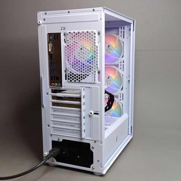 ПК AMD Ryzen 3 Pro 3200G / 16Gb DDR4 / 512Gb SSD M.2 + 500Gb HDD / 8Gb RTX 3050 / ATX-600W 
